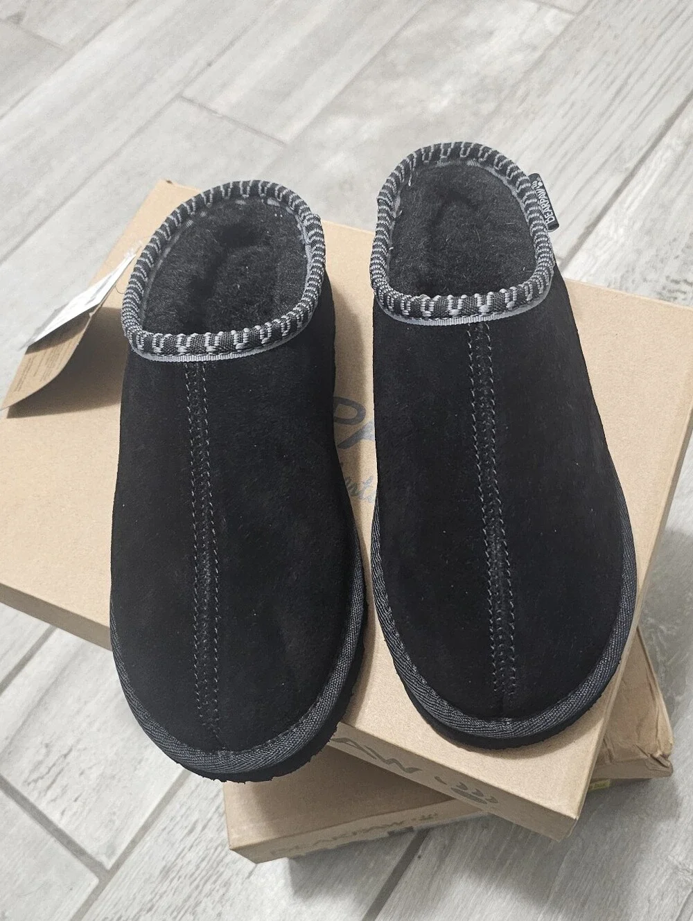 BEARPAW Tabitha Suede Clog Slipper Size 7, Brand New